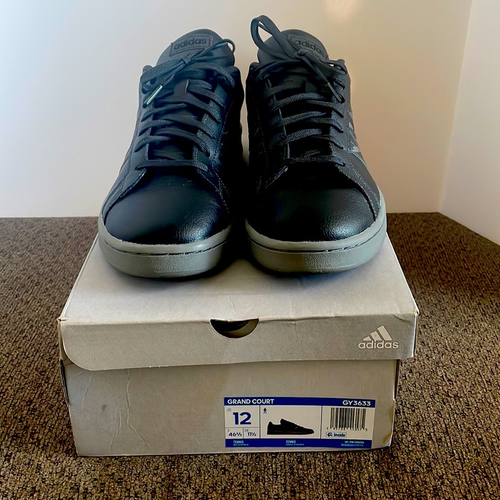Mens shoes
